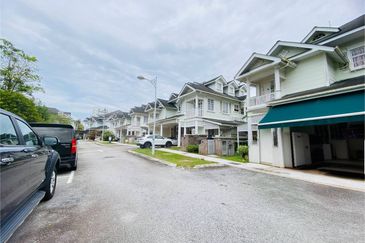 Two & Half Storey Semi D @ Presint 18H Putrajaya