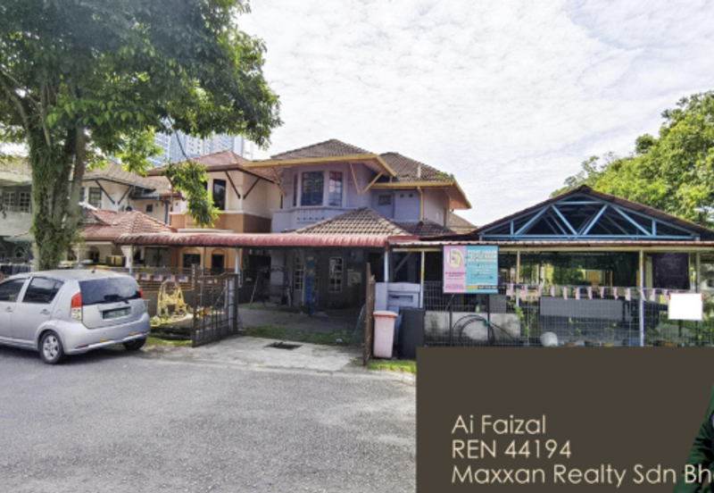 CORNER LOT Double Storey House 5R 3B @Seksyen 7 Kota Damansara