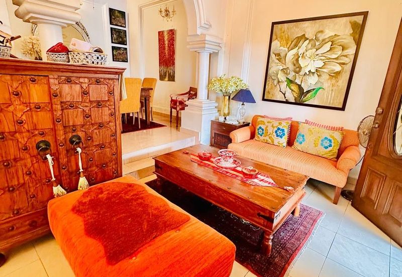 Renovated Nice ID 2.5 Storey Terrace @ Jalan Nikel Seksyen 7 Shah Alam.