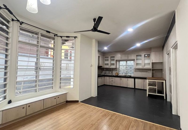 Taman Dahlia, Sepang