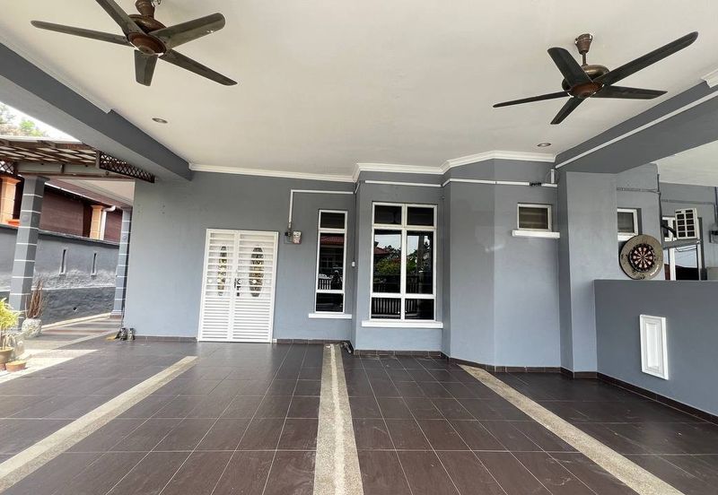 Taman Dahlia, Sepang