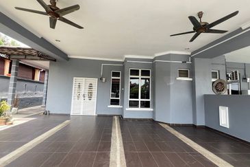 Taman Dahlia, Sepang