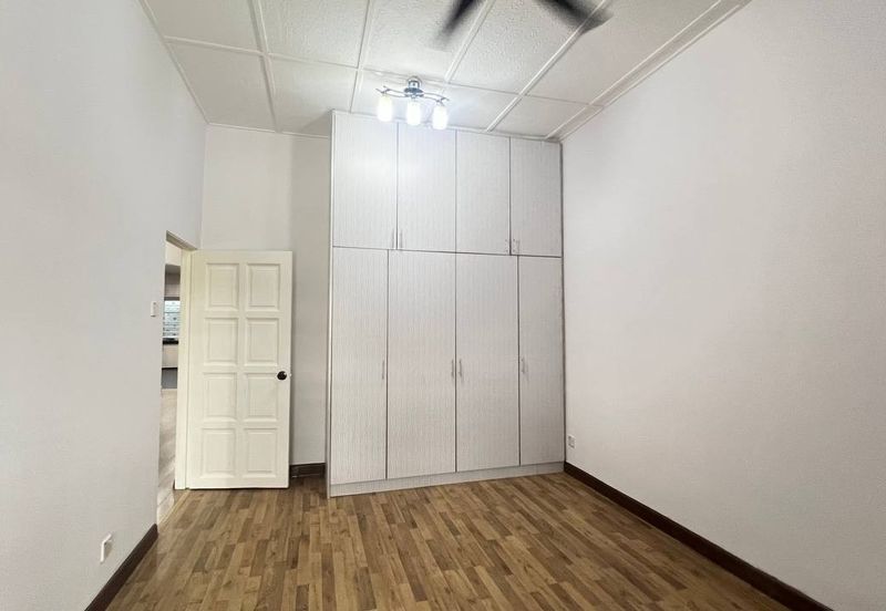 Taman Dahlia, Sepang