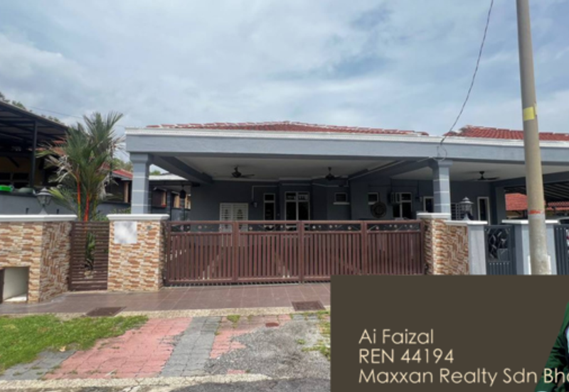 Taman Dahlia, Sepang