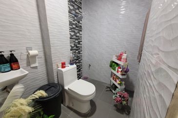 Lorong Cakera Purnama 12/13