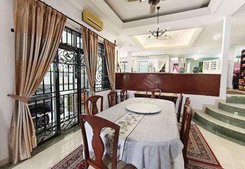 Double Storey Semi-D House SS4A Kelana Jaya 6953sqft Land