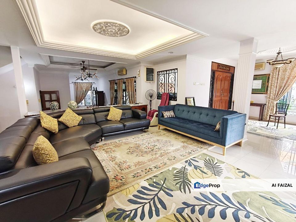 Double Storey Semi-D House SS4A Kelana Jaya 6953sqft Land, Selangor, Kelana Jaya