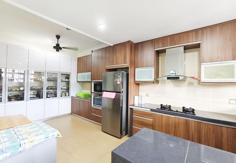 Double Storey Semi-D House SS4A Kelana Jaya 6953sqft Land