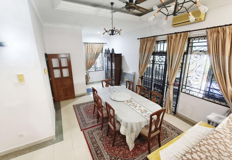 Double Storey Semi-D House SS4A Kelana Jaya 6953sqft Land