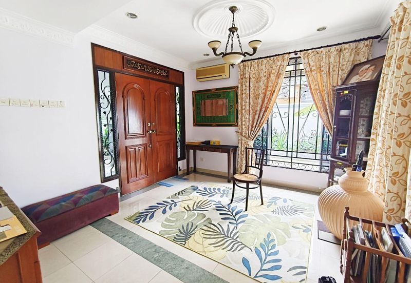 Double Storey Semi-D House SS4A Kelana Jaya 6953sqft Land