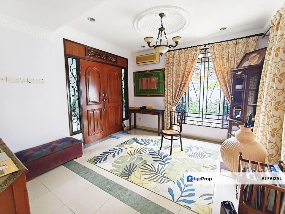 Double Storey Semi-D House SS4A Kelana Jaya 6953sqft Land, Selangor, Kelana Jaya