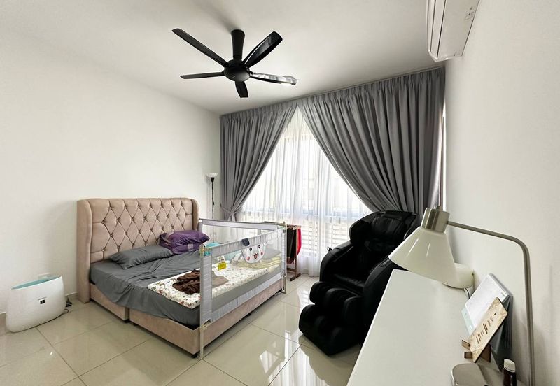 Setia Warisan Tropika (Belladonna)