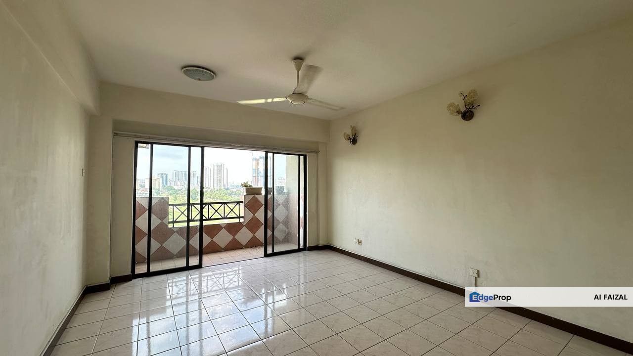 Condo With Gold Course View @ Vista Komanwel Bukit Jalil, Kuala Lumpur, Bukit Jalil