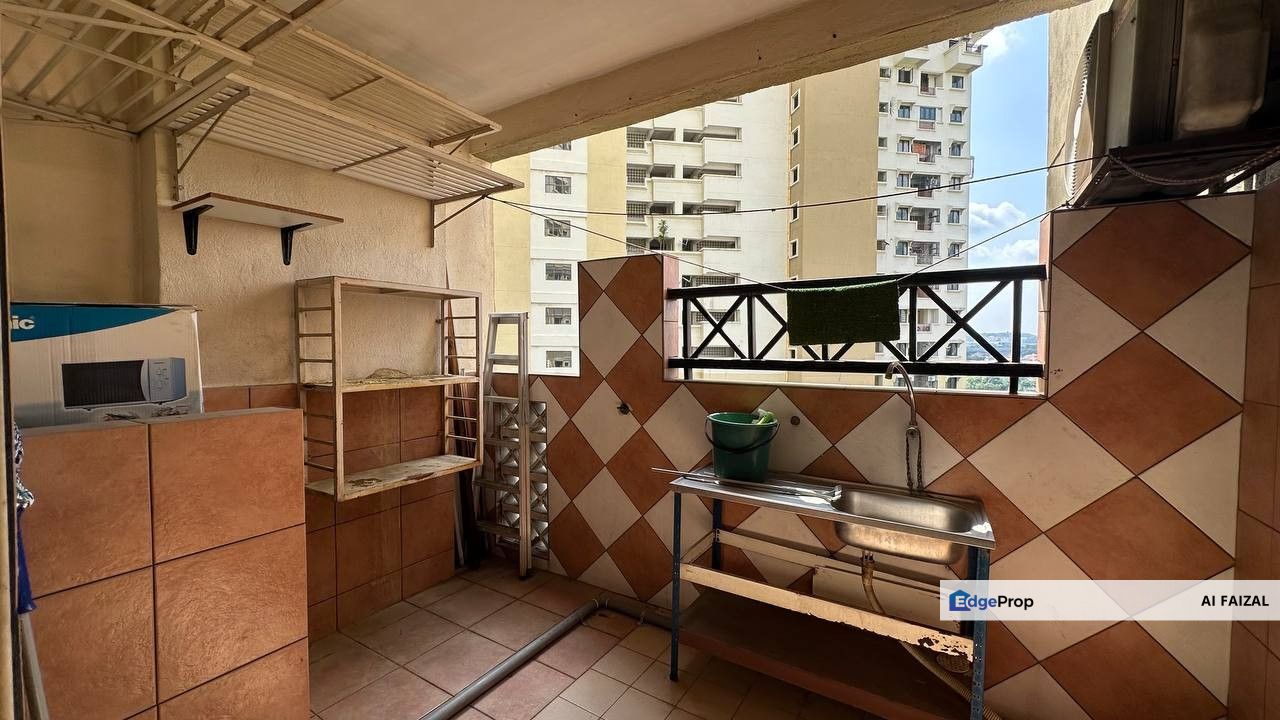 Condo With Gold Course View @ Vista Komanwel Bukit Jalil, Kuala Lumpur, Bukit Jalil