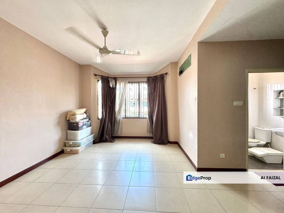 Gated & Guarded Double Storey Terrace Subang Galaxy  U5, Shah Alam, Selangor, Shah Alam