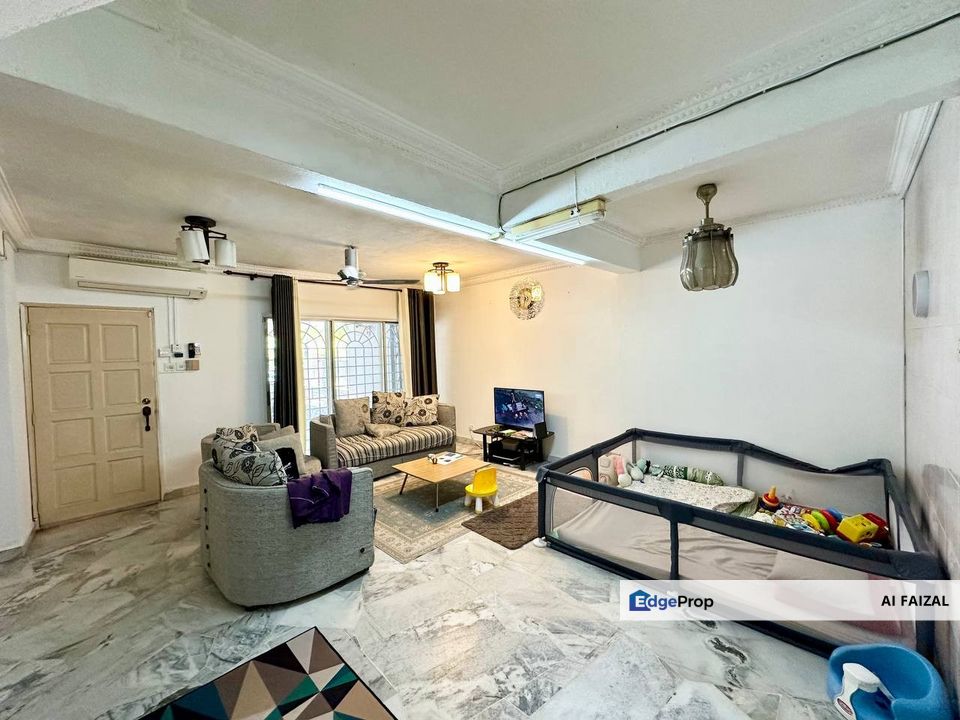 Renovated Double Storey Terrace Taman Pinggiran Batu Caves, Sri Gombak, Selangor, Batu Caves 