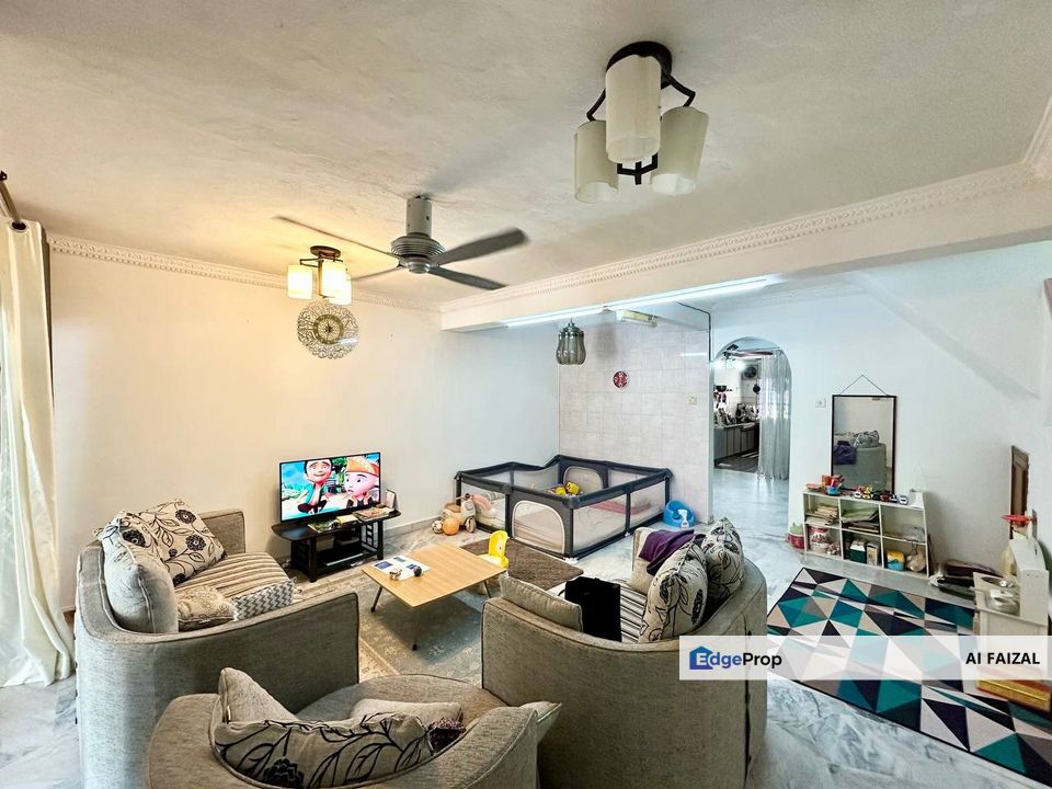 Renovated Double Storey Terrace Taman Pinggiran Batu Caves, Sri Gombak, Selangor, Batu Caves 