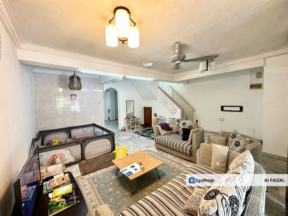 Renovated Double Storey Terrace Taman Pinggiran Batu Caves, Sri Gombak, Selangor, Batu Caves 