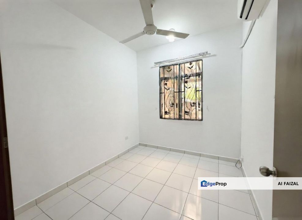 Strategic Location Double Storey Semi D Cluster @ Taman Aman Perdana Klang, Selangor, Klang