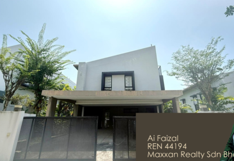 3 Storey Designer Bungalow @ 20 Trees West Taman Melawati 