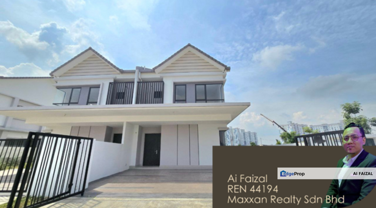 Freehold End Lot Double Storey Semi-D Sejati Lakeside 2 Cyberjaya , Selangor, Cyberjaya