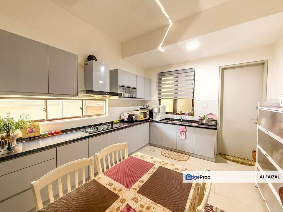 Double Storey Semi-D Cluster Casablanca 1, Alam Impian, Selangor, Shah Alam