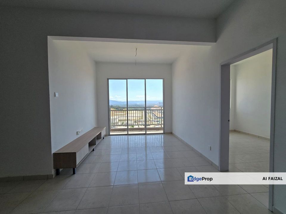 Corner Unit Residensi Adelia 4, Bangi Avenue, Selangor, Bangi