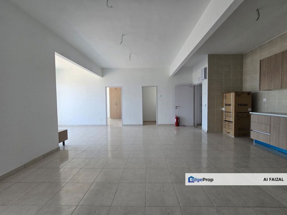 Corner Unit Residensi Adelia 4, Bangi Avenue, Selangor, Bangi