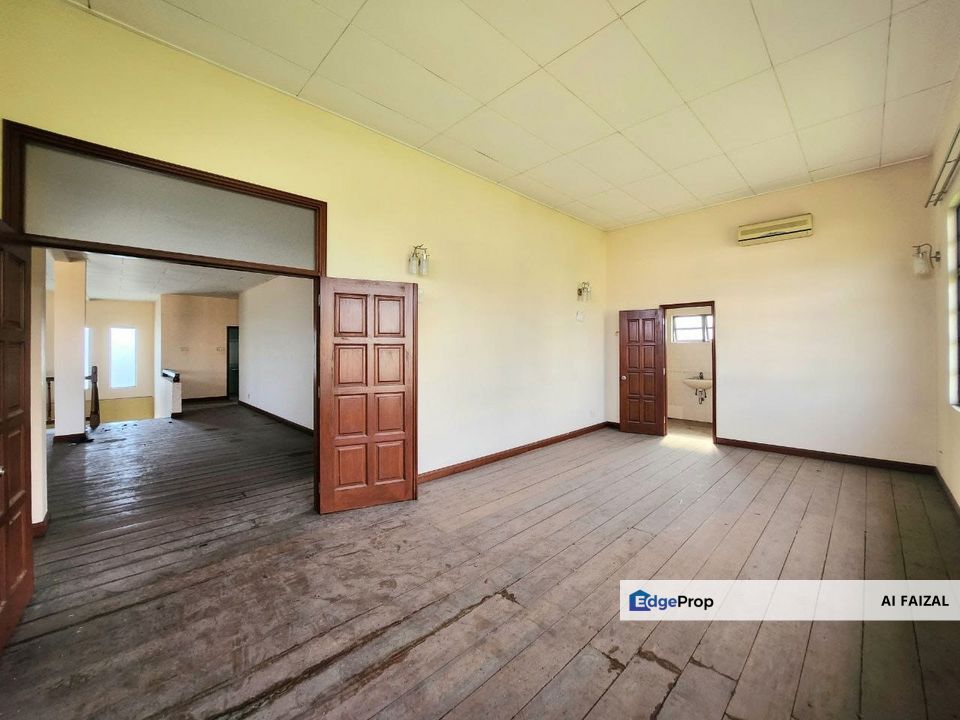 Freehold Double Storey Bungalow Villa Country Heights, Kajang  , Selangor, Country Heights