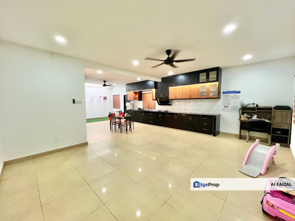 End Lot Double Storey Pristine 2 Timur @ Bandar Baru Enstek, Negeri Sembilan , Negeri Sembilan, Labu