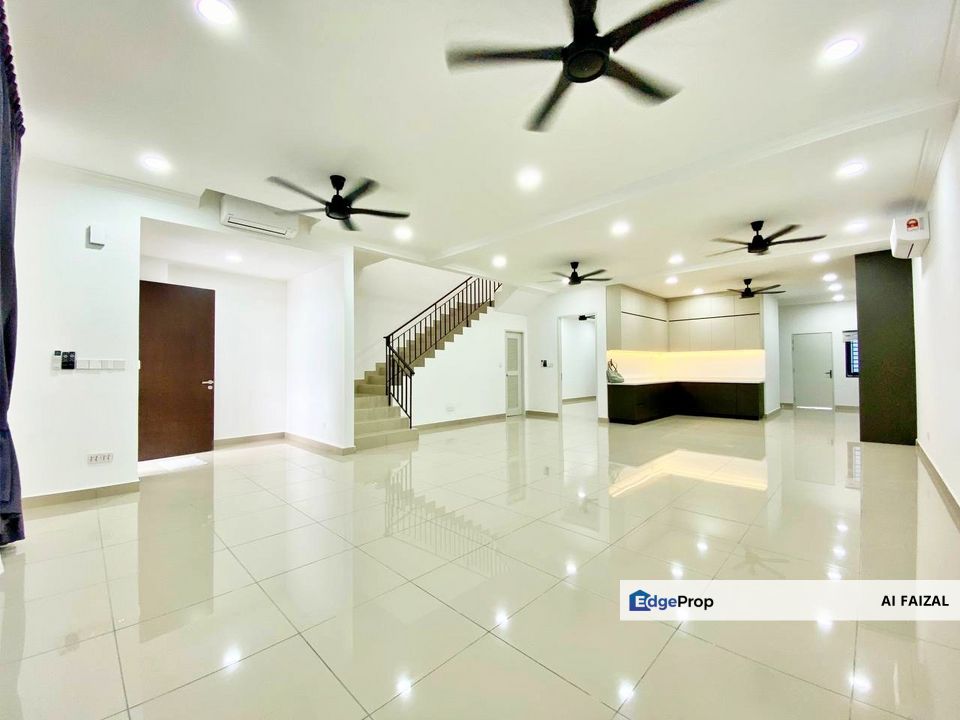 PARTIALLY FURNISHED | BRAND NEW PHASE 2 SEJATI LAKESIDE Cyberjaya, Selangor, Cyberjaya