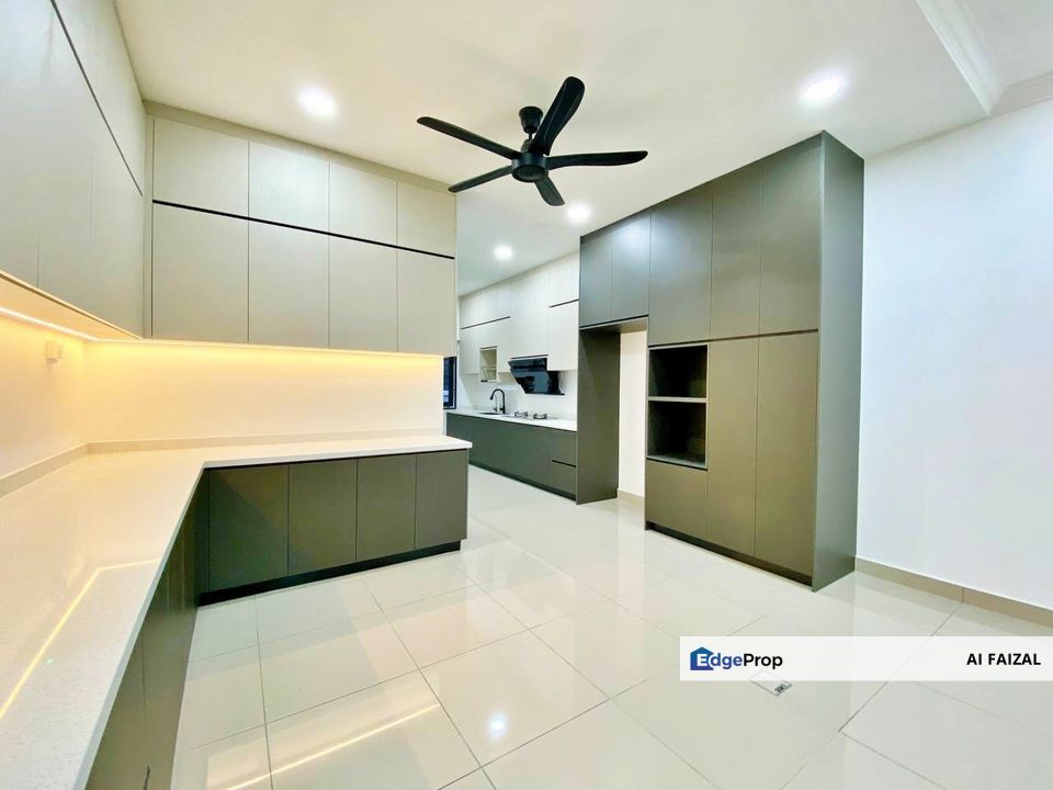 PARTIALLY FURNISHED | BRAND NEW PHASE 2 SEJATI LAKESIDE Cyberjaya, Selangor, Cyberjaya