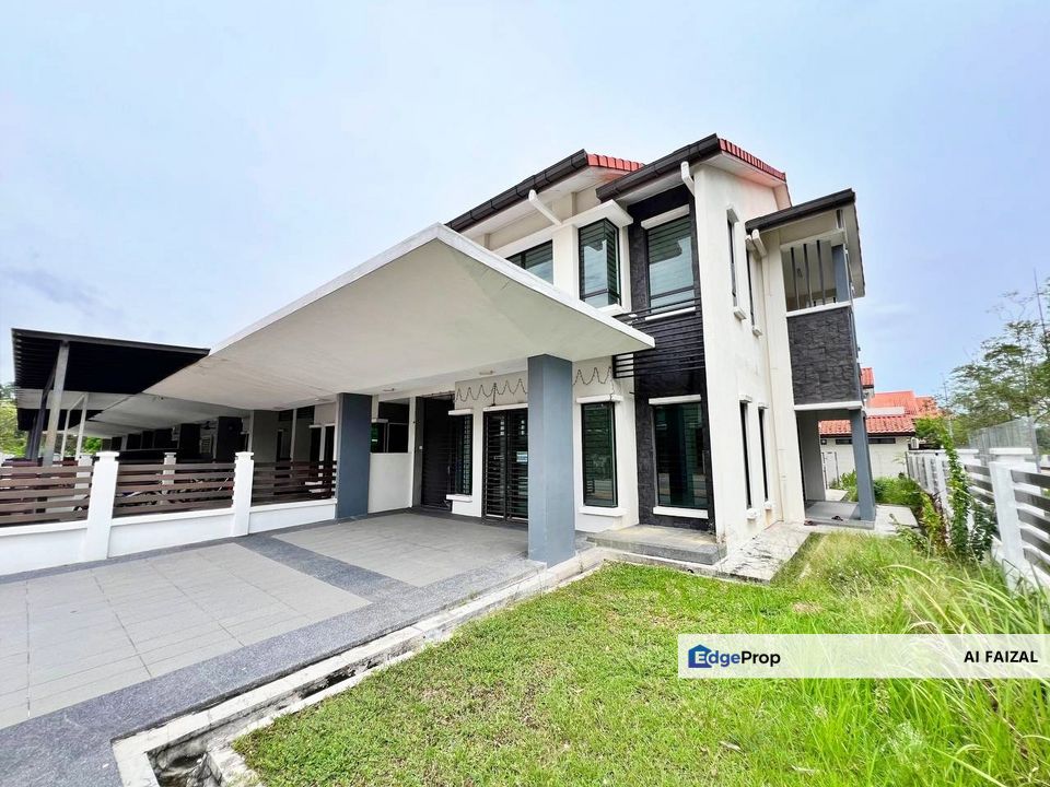 NEXT TO PLAYGROUND | 2 STOREY END LOT SUPERLINK HOUSE ILTIZAM ALAM SARI BANGI, Selangor, Bangi