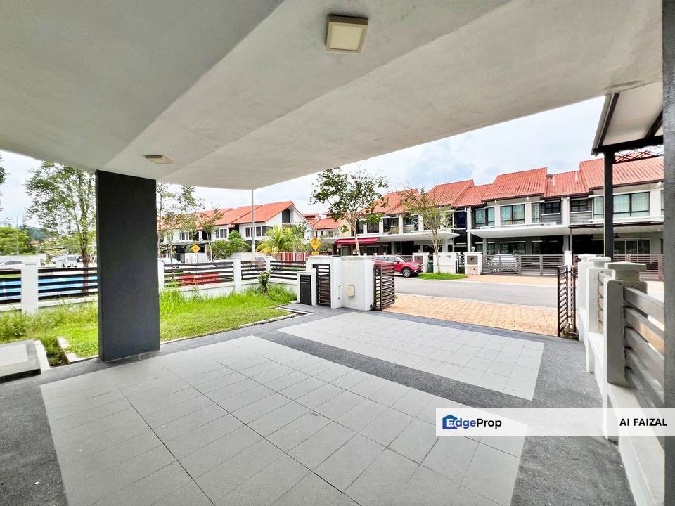 NEXT TO PLAYGROUND | 2 STOREY END LOT SUPERLINK HOUSE ILTIZAM ALAM SARI BANGI, Selangor, Bangi