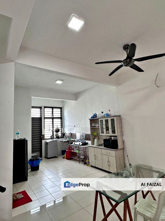 DOUBLE STOREY HOUSE TAMAN SAUJANA KLIA Phase 3 , KOTA WARISAN SEPANG, Selangor, Sepang