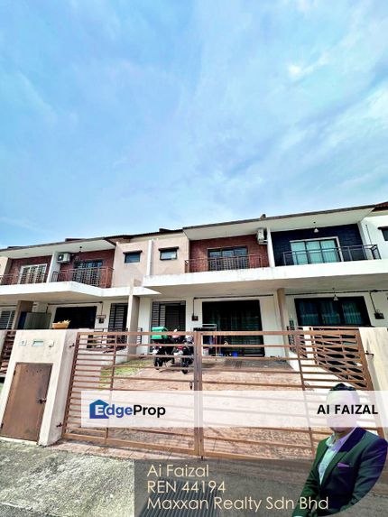 DOUBLE STOREY HOUSE TAMAN SAUJANA KLIA Phase 3 , KOTA WARISAN SEPANG, Selangor, Sepang