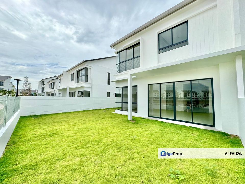 Backyard Facing Lake | Double Storey SEMI D Sejati Lakeside Cyberjaya Phase 3, Selangor, Cyberjaya