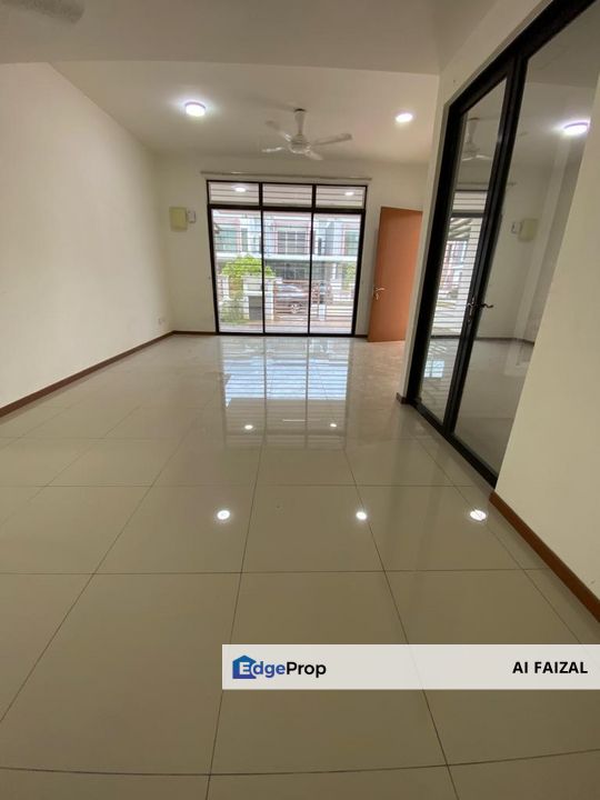 Near Highway | Double Storey Azalea Phase 2, Saujana KLIA, Sepang , Selangor, Sepang