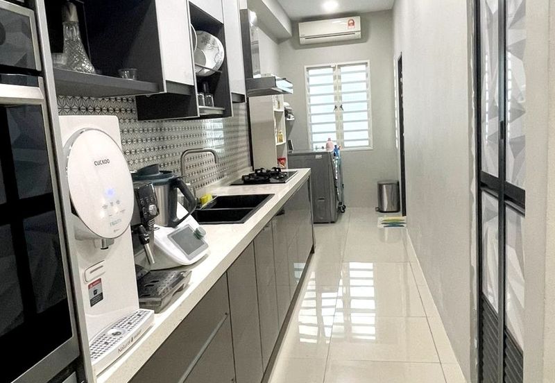 Jalan SP 10 @ Bandar Saujana Putra