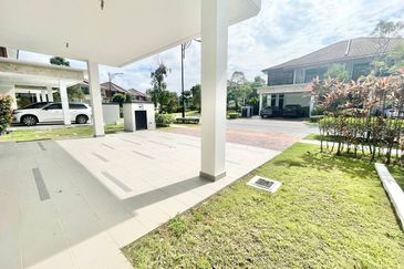 Isle of Botanica, Setia Eco Glades