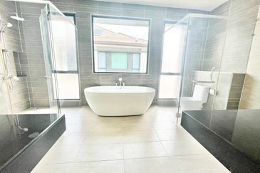 Isle of Botanica, Setia Eco Glades