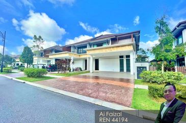 Isle of Botanica, Setia Eco Glades