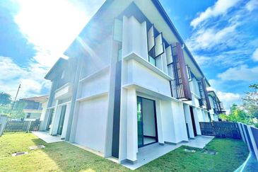 Isle of Botanica, Setia Eco Glades