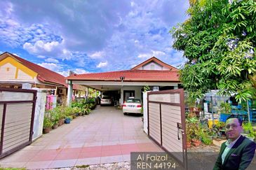 Desa Pinggiran Putra