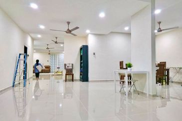 Desa Pinggiran Putra