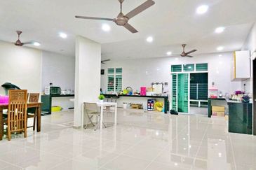 Desa Pinggiran Putra