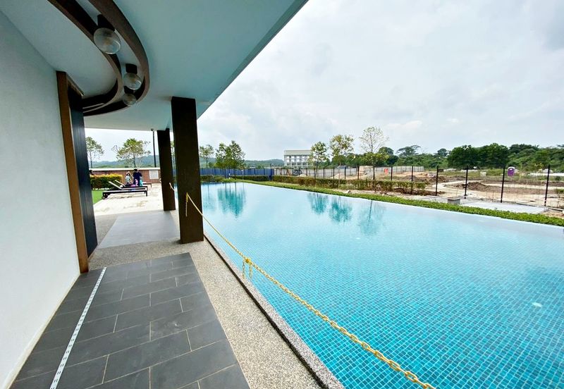 Setia Warisan Tropika (Belladonna)