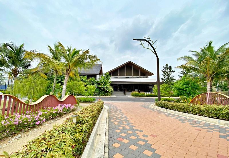 Setia Warisan Tropika (Belladonna)