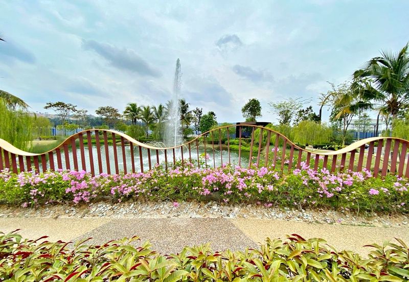 Setia Warisan Tropika (Belladonna)