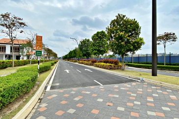 Setia Warisan Tropika (Belladonna)